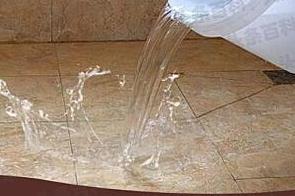 印江漏水维修 免砸砖防水材料该如何施工